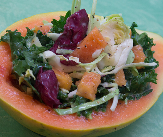 Kale and Solo papaya, perfecto